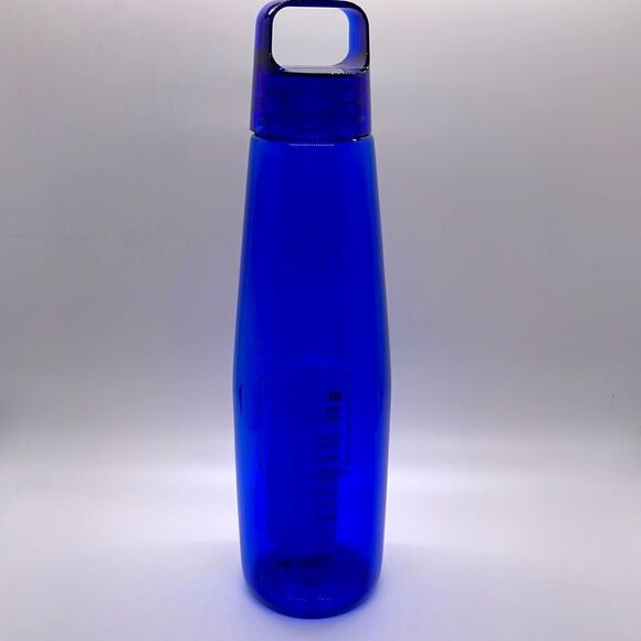 NWT Hill’s Reusable Water Bottle - Picture 3 of 3
